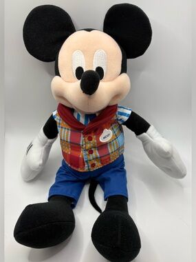 Disney Parks Mickey cast Member